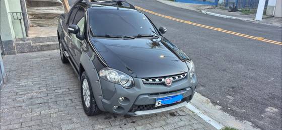 FIAT STRADA 1.8 MPI ADVENTURE CE 16V FLEX 2P MANUAL FIAT STRADA 1.8 MPI ADVENTURE CE 16V FLEX 2P MANUAL